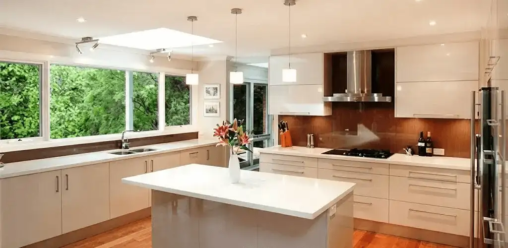 Kitchen cabinet refacing and remodel results in a modern kitchen in Bellevue, WA